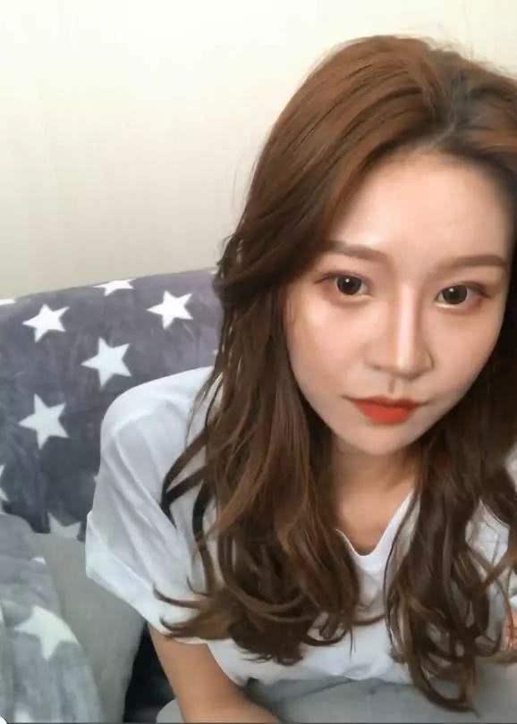 网红自拍对比,揭秘美丽背后的秘密